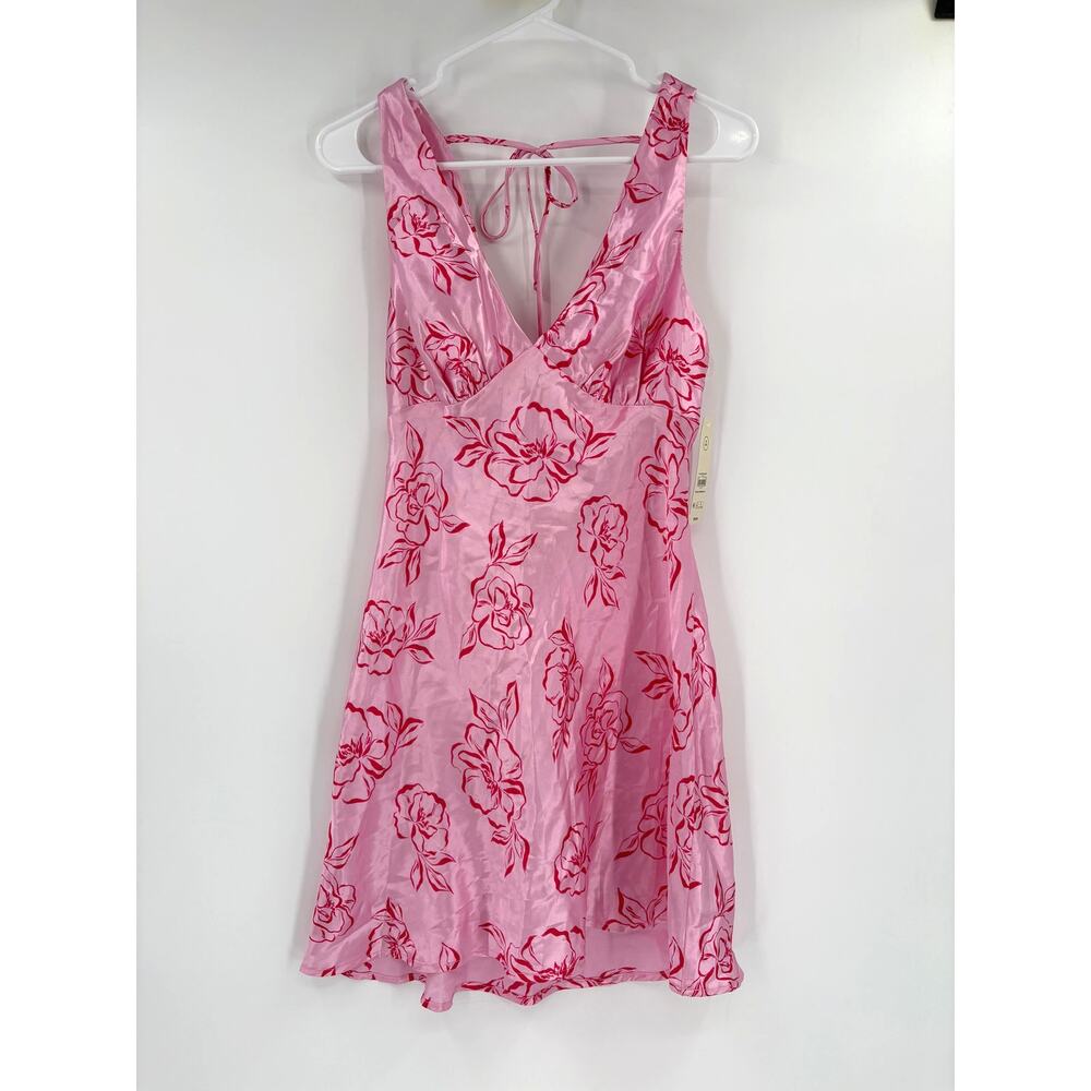 2/$30 NO BOUNDARIES Mini Dress Size XS Pink Mini Y2K Gen Z Floral - Picture 4 of 8